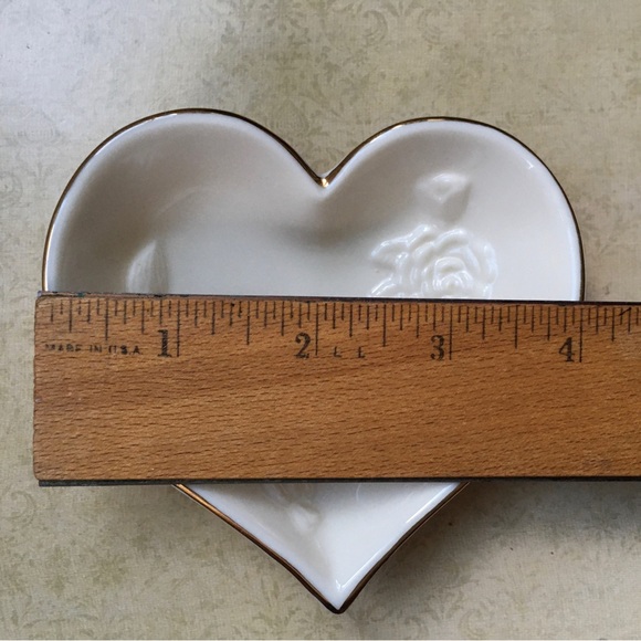 The Lenox Rose Heart Dish, Porcelain Trinket Tray, Gold Trim, Rosebud Collection - Picture 5 of 5